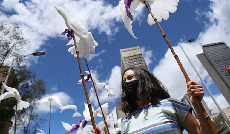 ¿Qué es lo sensato para Colombia en este momento? #LoSensatoEs. Foto: Colprensa / CAMILA DÍAZ