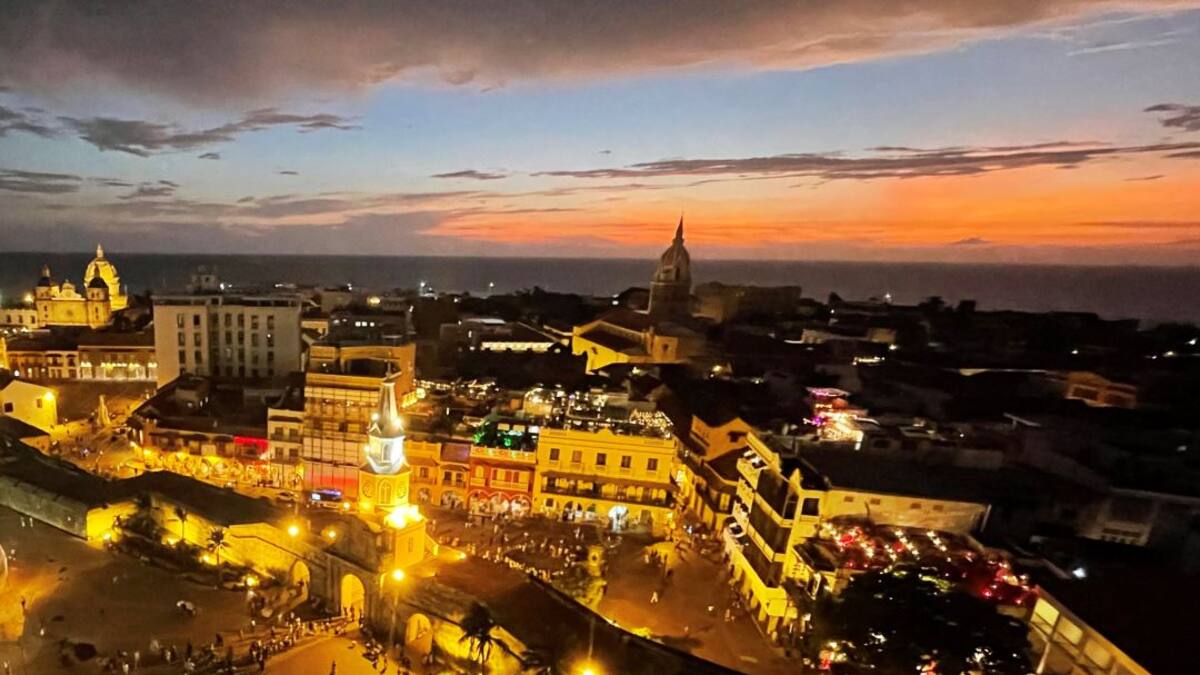 Asobares respalda medidas del Distrito en el Centro Histórico de Cartagena