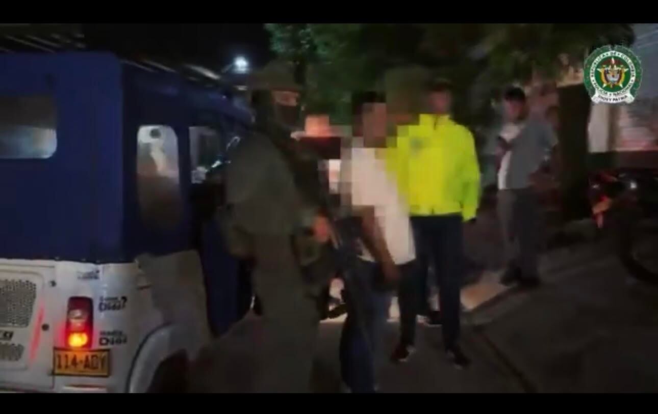 Alias ‘Lucas’ deberá responder por los delitos de homicidio agravado, porte ilegal de armas de fuego y violencia contra servidor público. Foto: Cortesía.