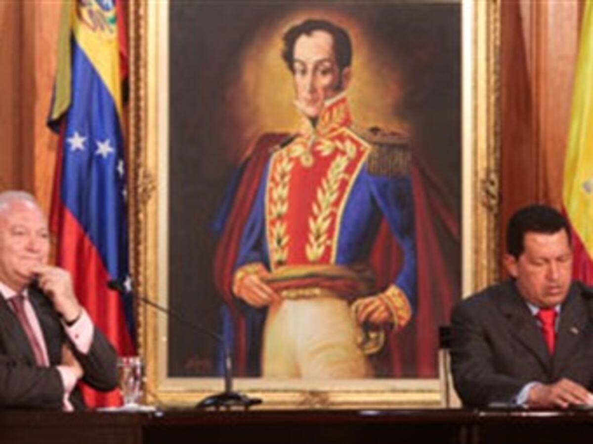 Moratinos expresa a Chávez el compromiso de crear una relación 'estratégica'