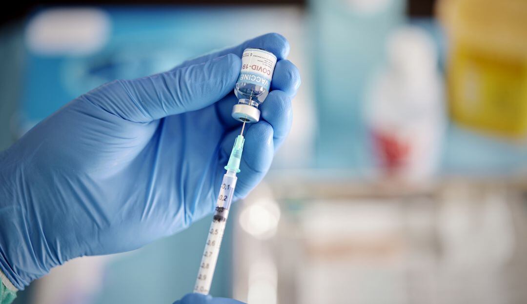 Vacuna argentina contra el COVID-19 emerge como la más protectora