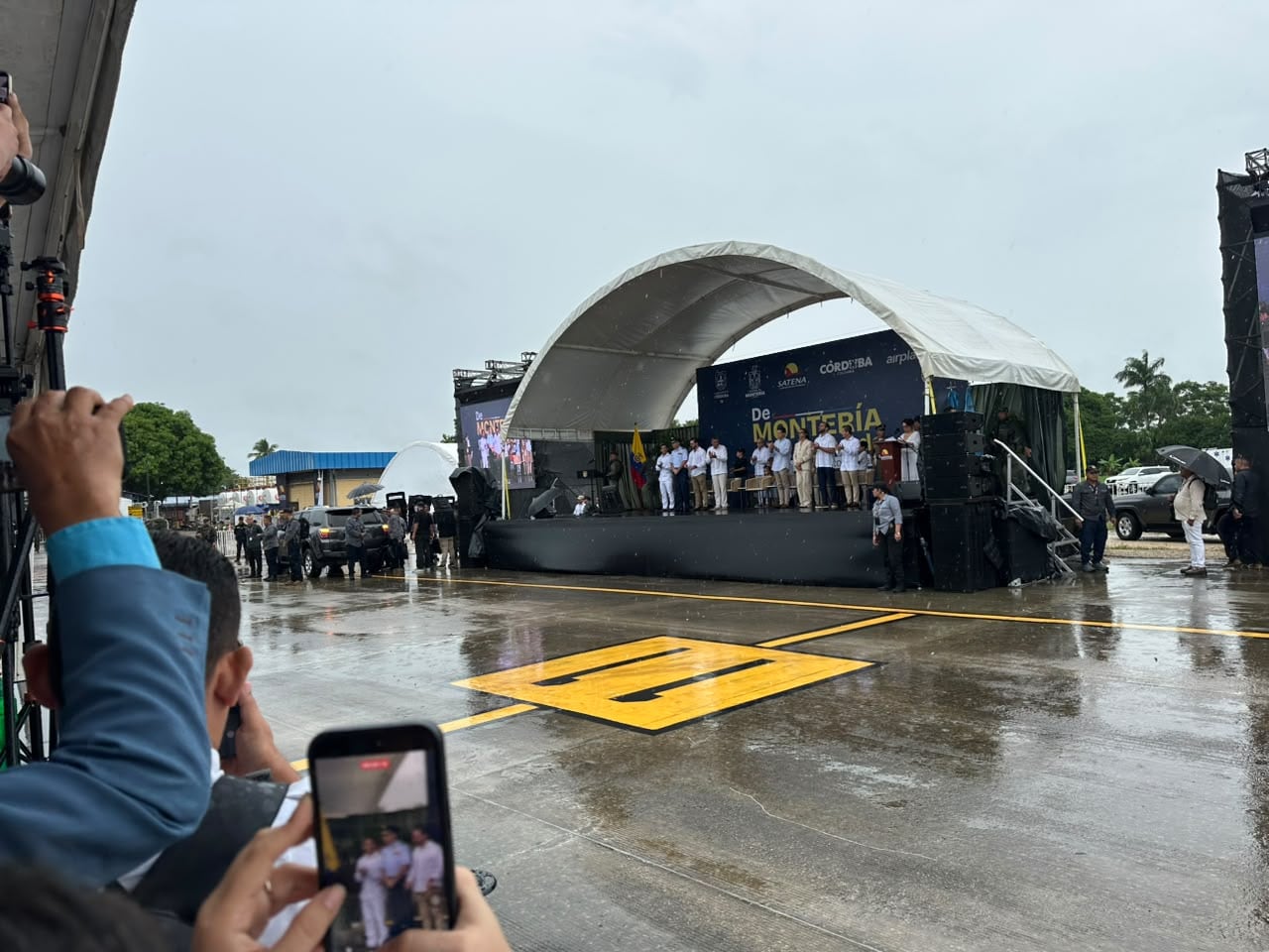 Presidente Abelardo de la Espriella inauguró la ruta Montería – Panamá. Foto: cortesía Caracol Radio.