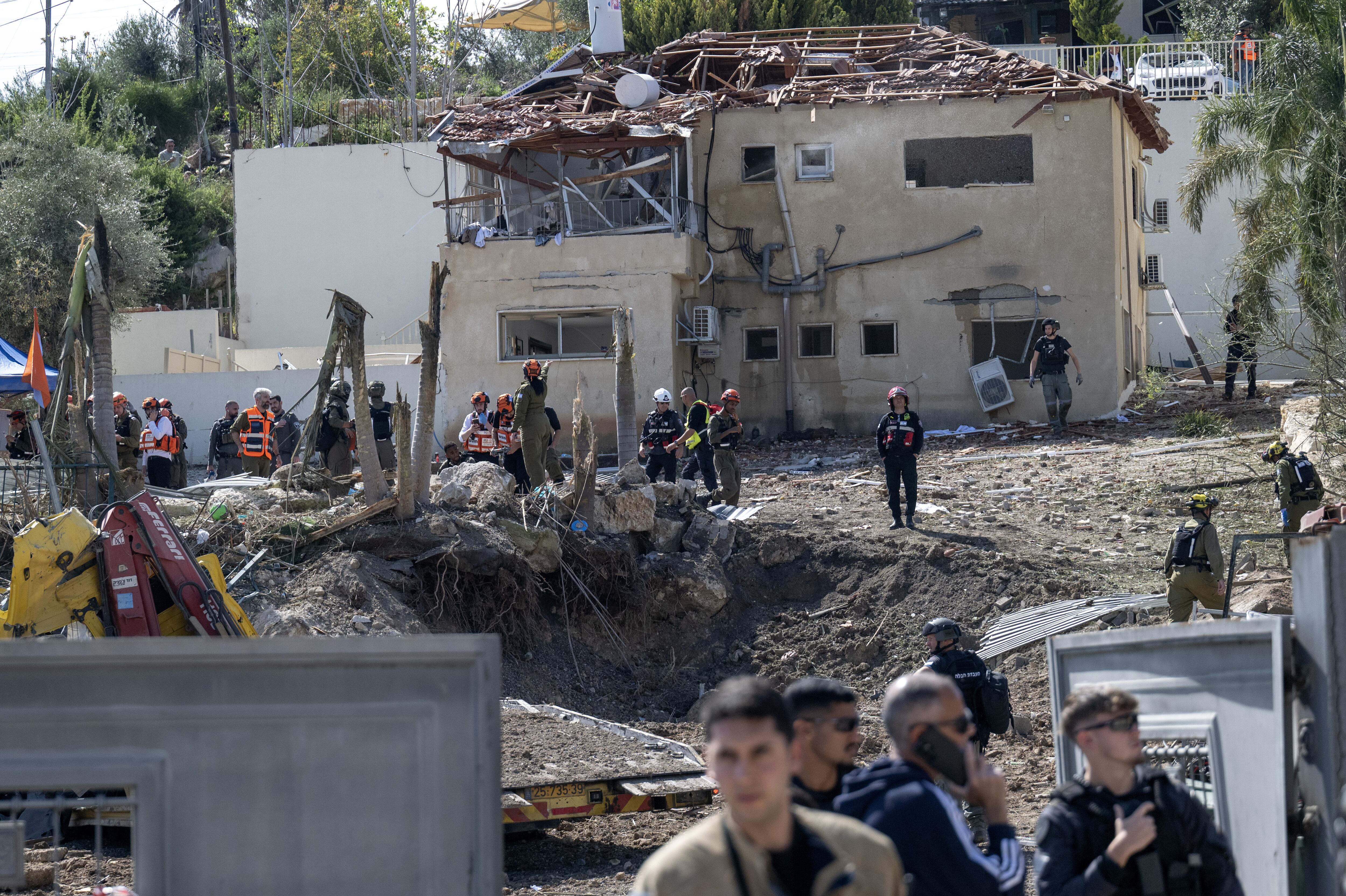 BEIT SHEMESH, ISRAEL - MARCH 28: A missile launched from Iran directly struck a residential area near the city of Beit Shemesh in central Israel following a new round of retaliation. Imagen tomada de Getty Imagenes (Crédito: Anadolu / Colaborador)