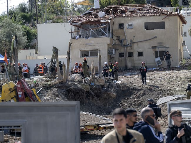 BEIT SHEMESH, ISRAEL - MARCH 28: A missile launched from Iran directly struck a residential area near the city of Beit Shemesh in central Israel following a new round of retaliation. Imagen tomada de Getty Imagenes (Crédito: Anadolu / Colaborador)