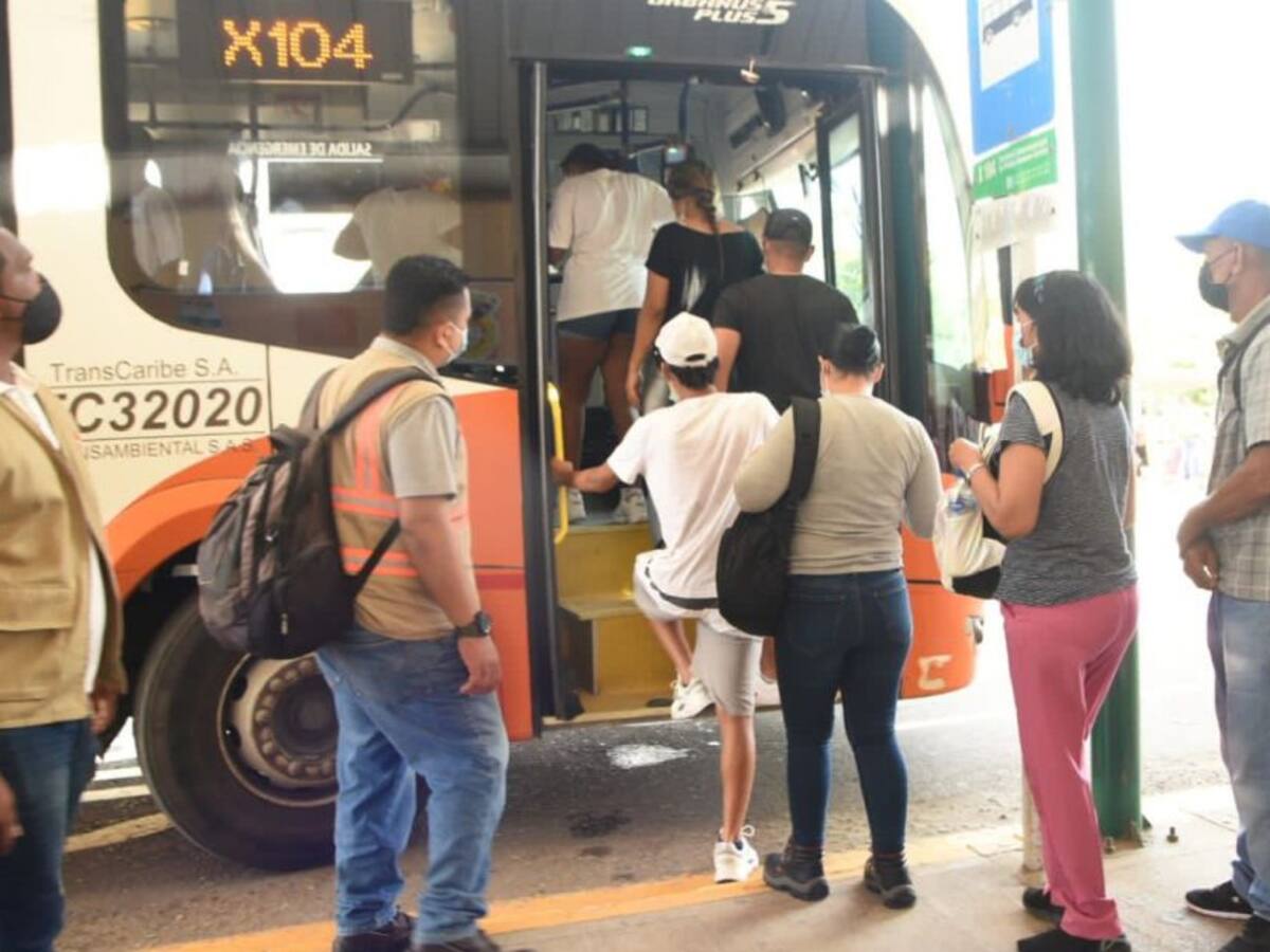 Transcaribe analizará frecuencia de la ruta X104 ante quejas de usuarios