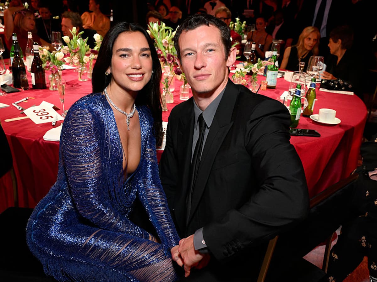 Dua Lipa se casa con el actor británico Callum Turner en una ceremonia íntima en Londres