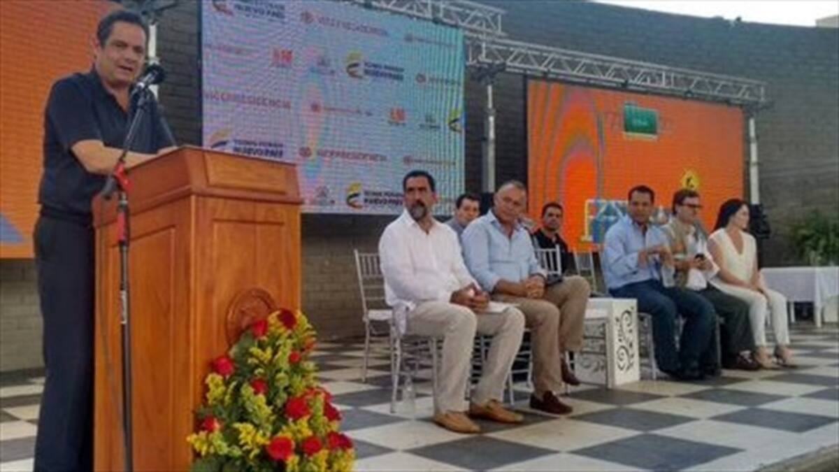 Firmado contrato para la vía Cesar–La Guajira. Audio