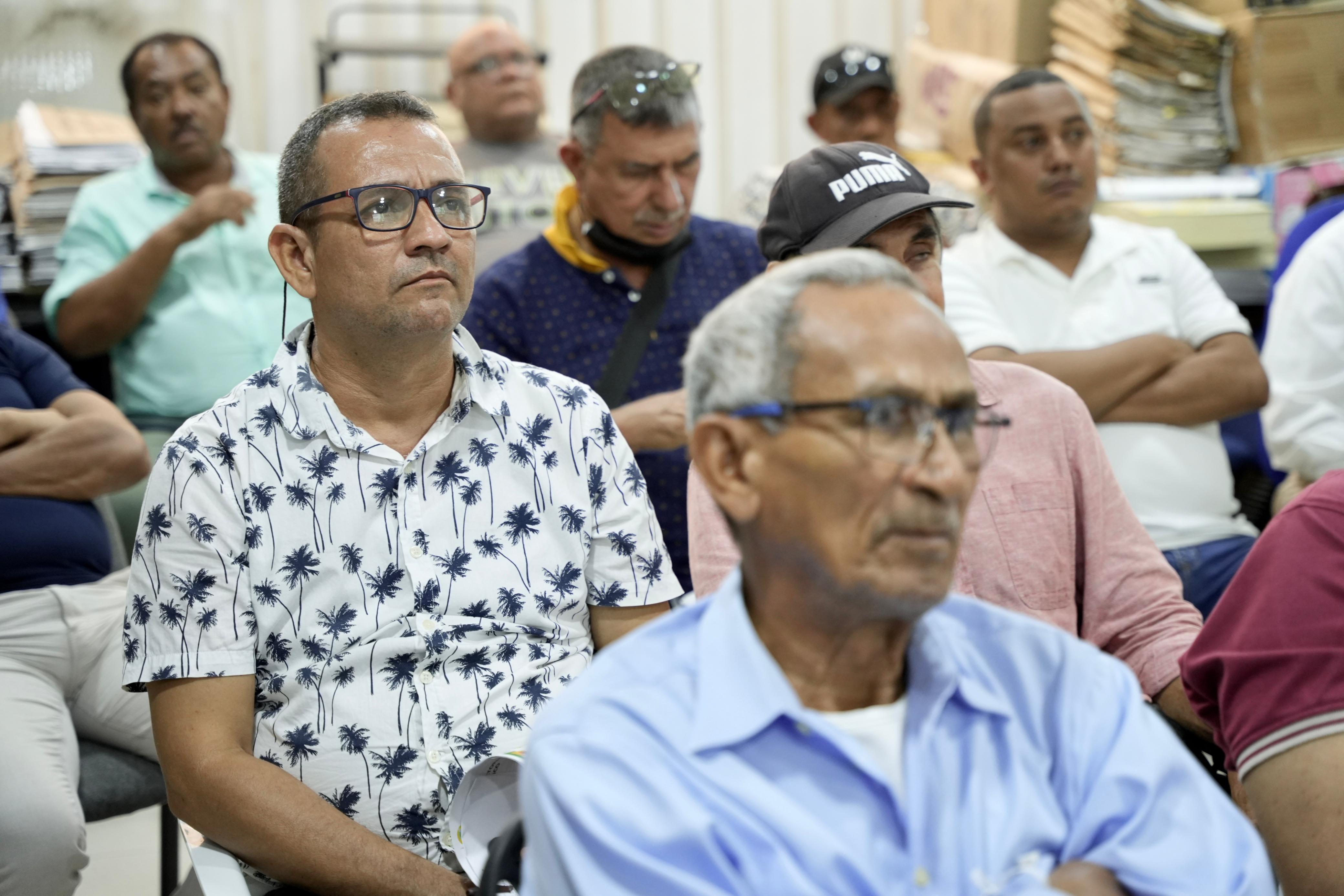 Taxistas al servicio de la ciudad: formación en cultura ciudadana y civismo