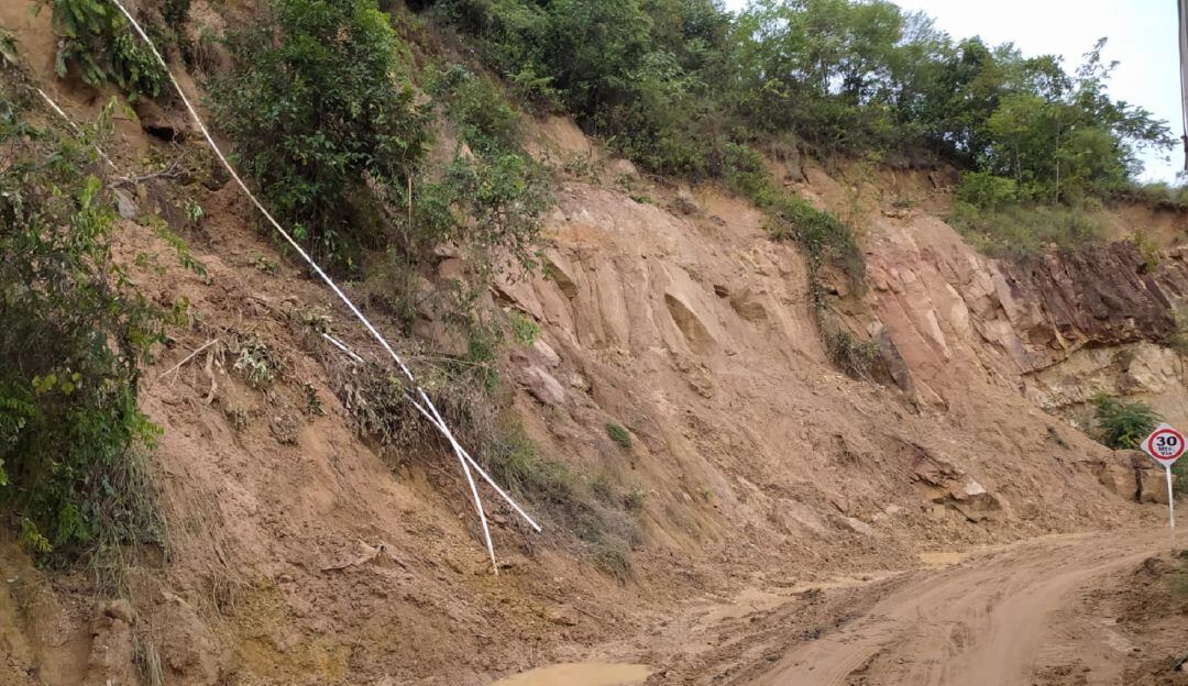 Afectaciones por lluvias en la red vial en Ibagué