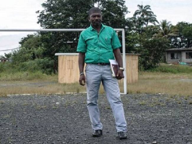 Temístocles Machado Rentería, líder social y defensor de las comunidades afectadas por el despojo de tierras en los barrios Isla de Paz, La Cima y El Oriente en Buenaventura.