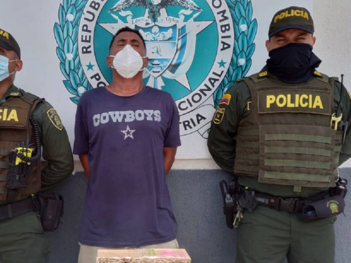 Dos capturados y 25 armas cortopunzantes incautadas en Bazurto