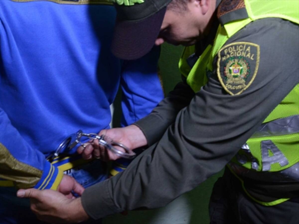 132 capturados por tráfico de drogas en alrededores de colegios del país