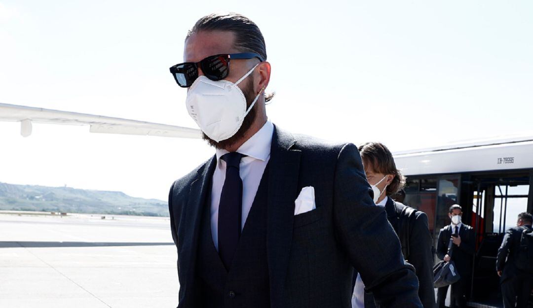 Sergio Ramos durante su desplazamiento a Londres.