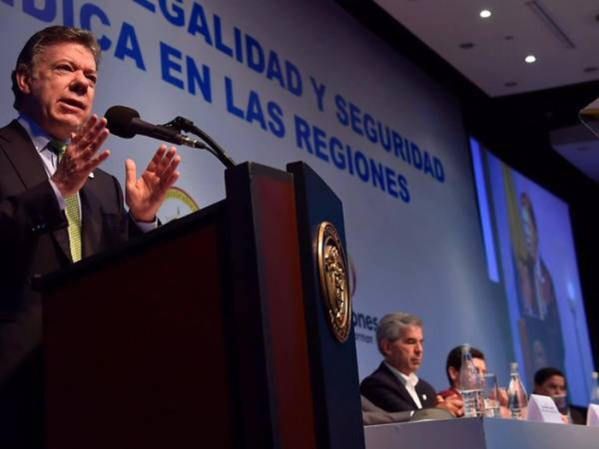 Si ahorramos el 5 % en las próximas semanas evitamos un racionamiento: Santos