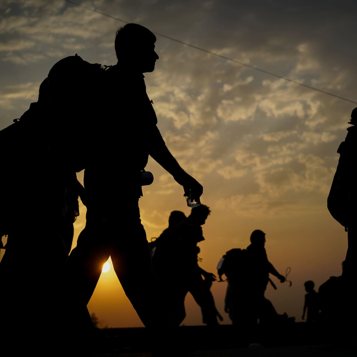 Agentes enmascarados aterrorizan a migrantes en EE. UU.