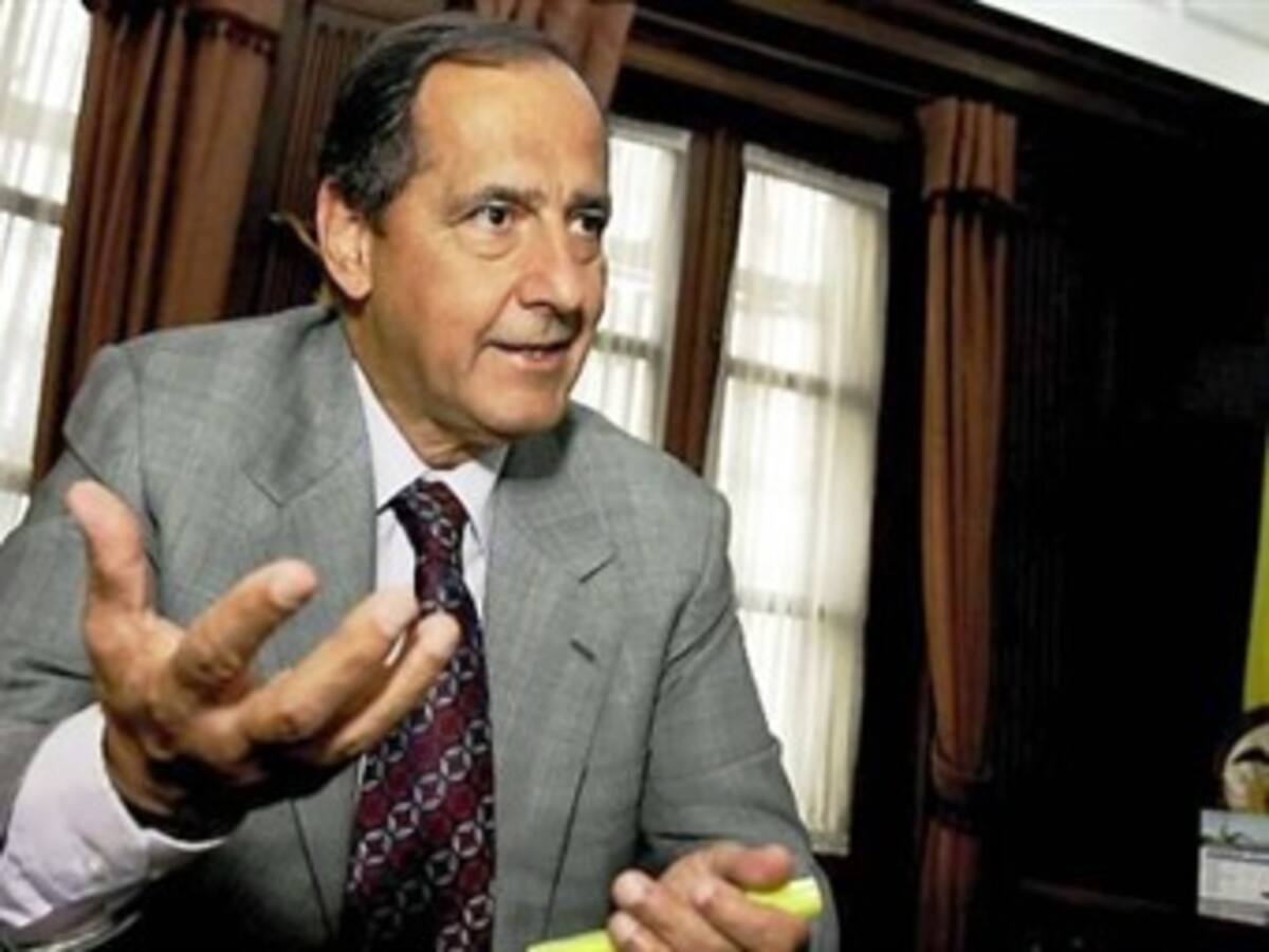 Seguiré trabajando discretamente por la paz: Minagricultura
