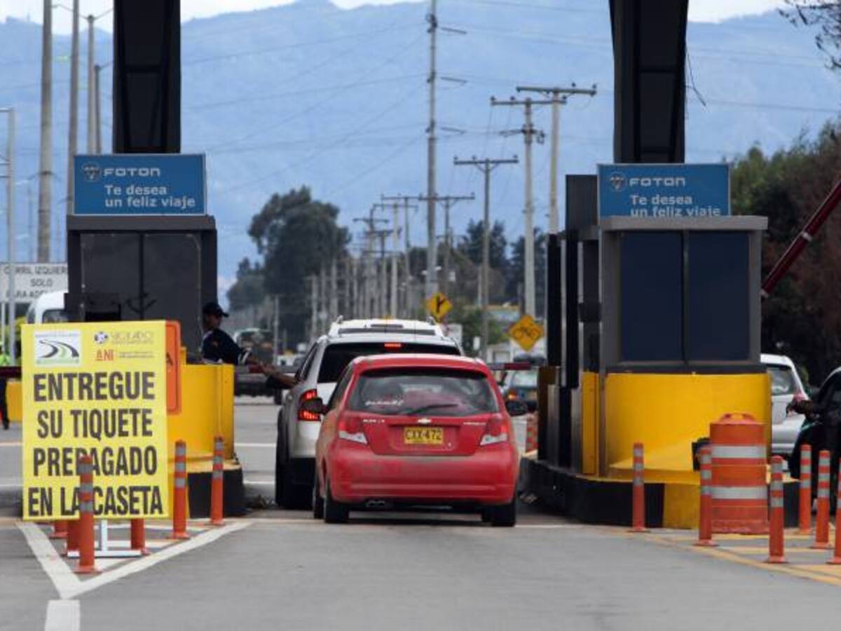 Cierres alternos en 6 vías del país por obras en casetas de peajes