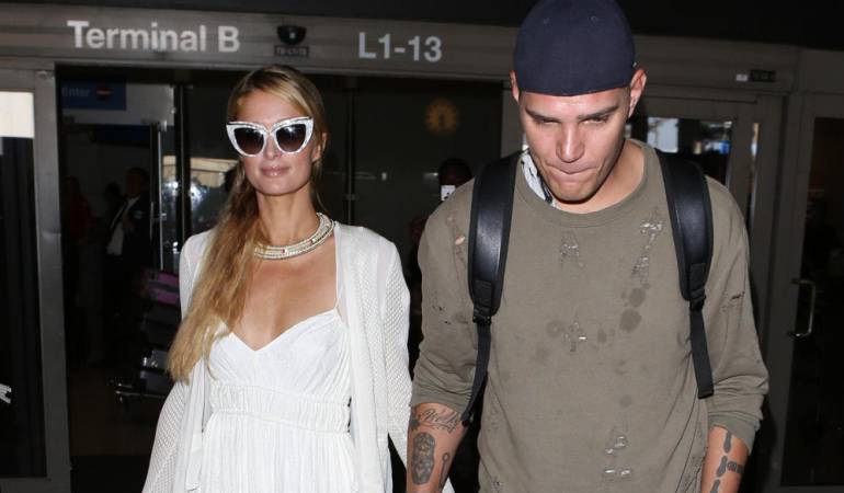 Paris Hilton y su novio Chris Zylka