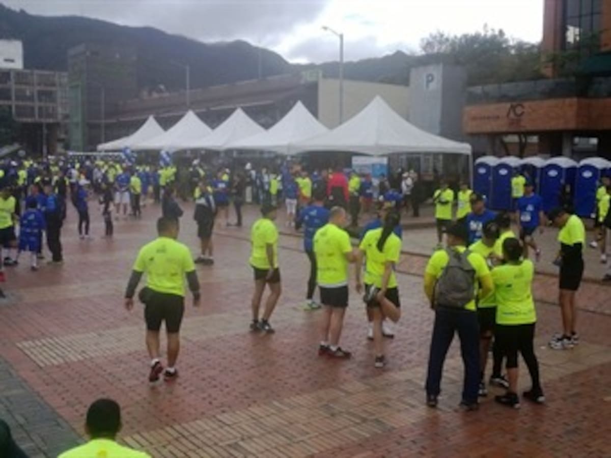 Presidente Santos participa en la VII carrera de los héroes