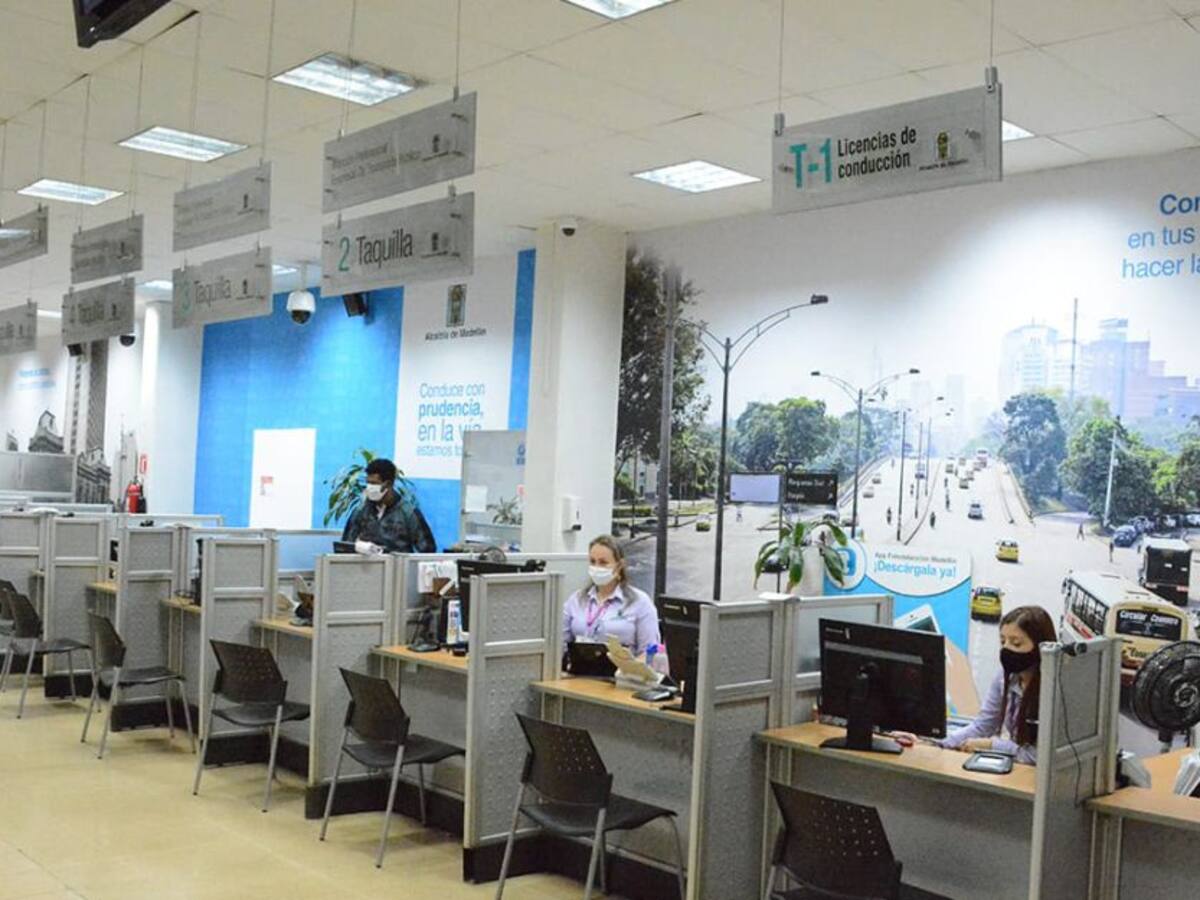 Según el pico y cédula se retoman tramites en la Secretaría de Movilidad