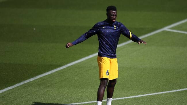 Davinson Sánchez rechaza comentarios racistas en su contra