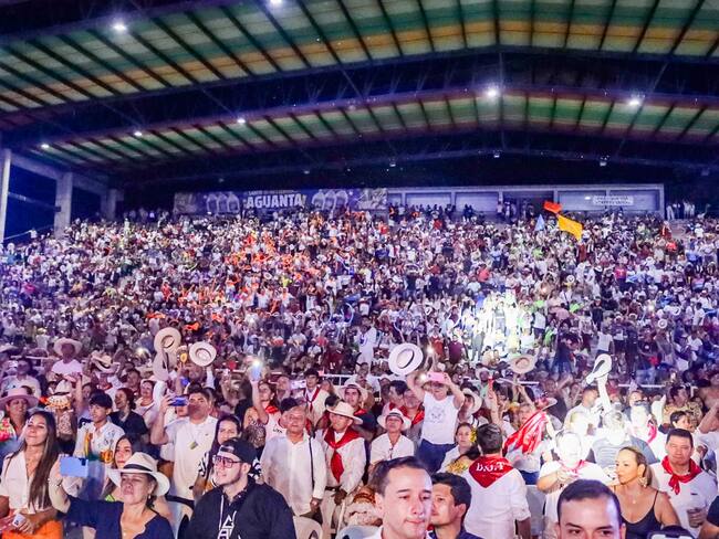 Es Importante destacar que, el sector del entretenimiento contaba con 3.500 empleos, sin embargo, en el mes de junio se incrementó su personal con 2.700 personas para reforzar estos servicios durante las festividades.