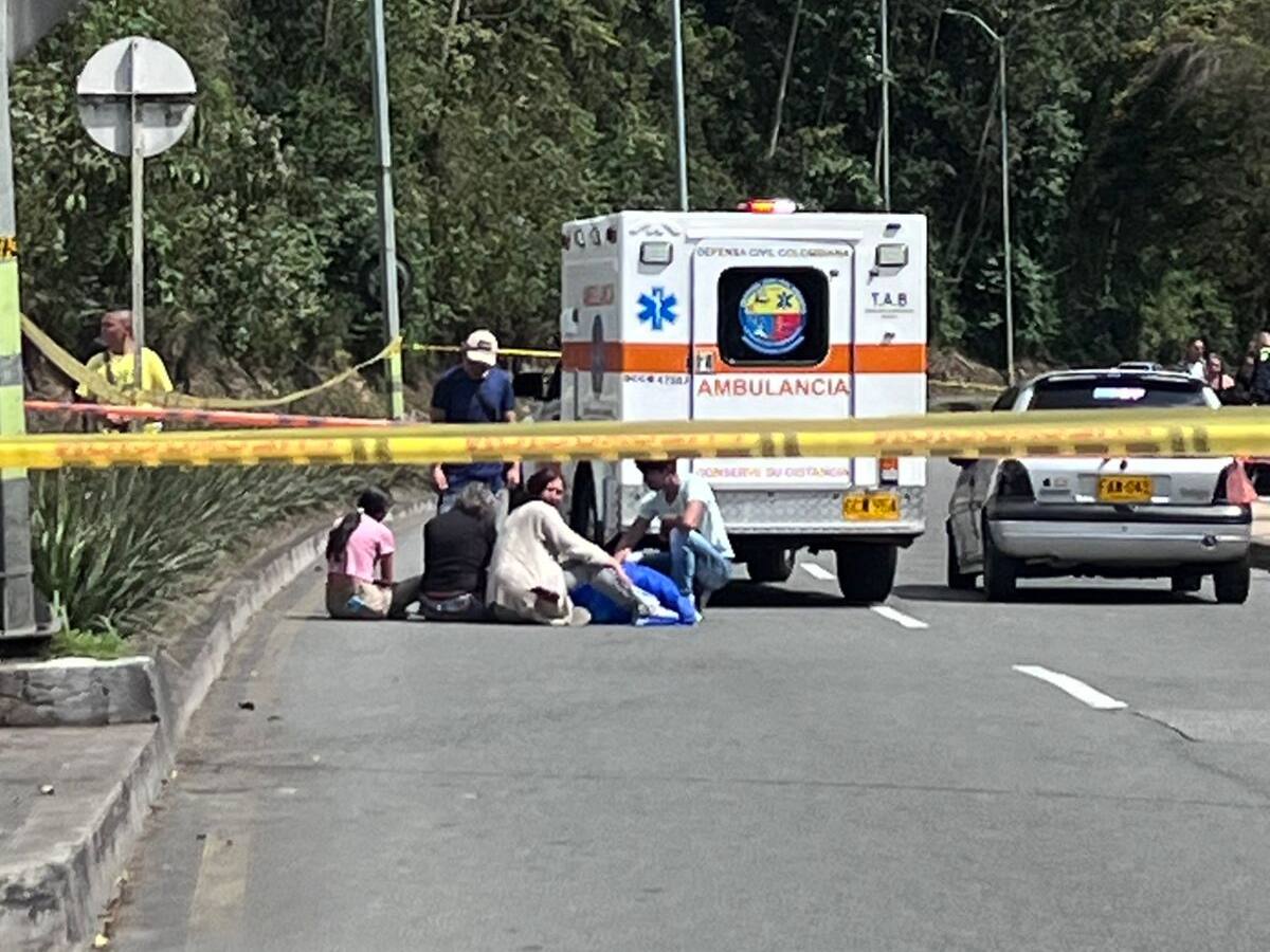 Una adulta mayor falleció cruzando la vía en la avenida Centenario en Manizales