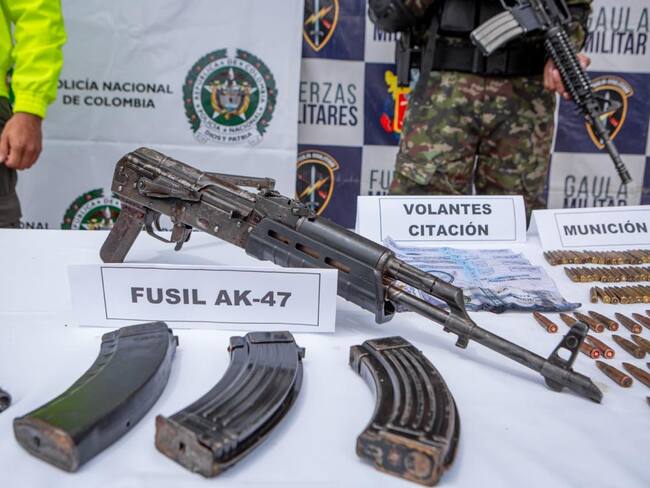 Abundante material de guerra fue decomisado en el Huila. Foto Novena Brigada.