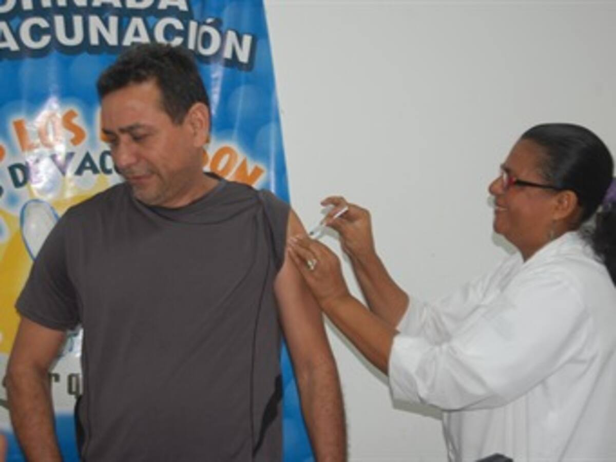 Cartagena adelanta intensa campaña de vacunación para viajeros a Brasil
