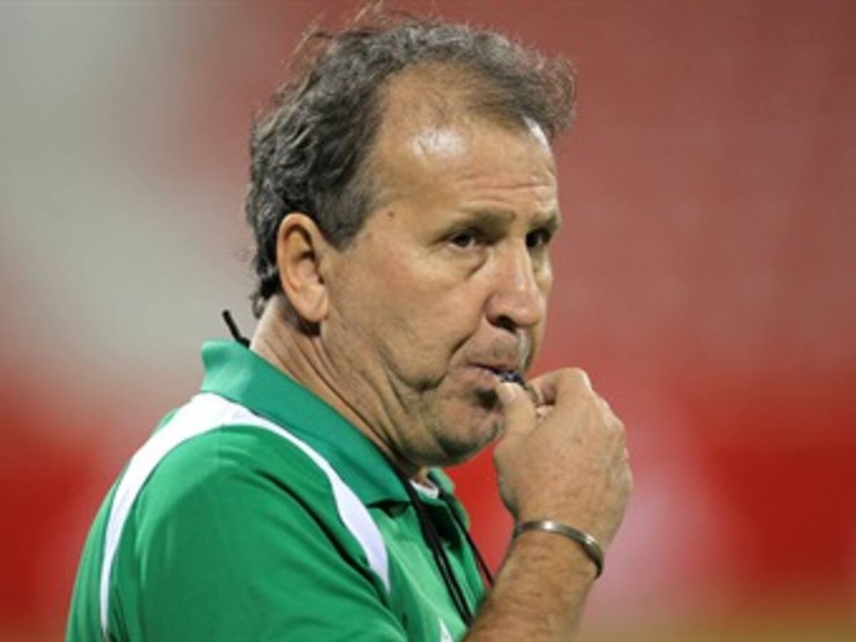 Zico renunció a la dirección técnica de Iraq