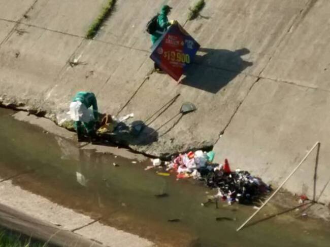 Intervienen el canal Comuneros que había sido invadido por habitantes de calle