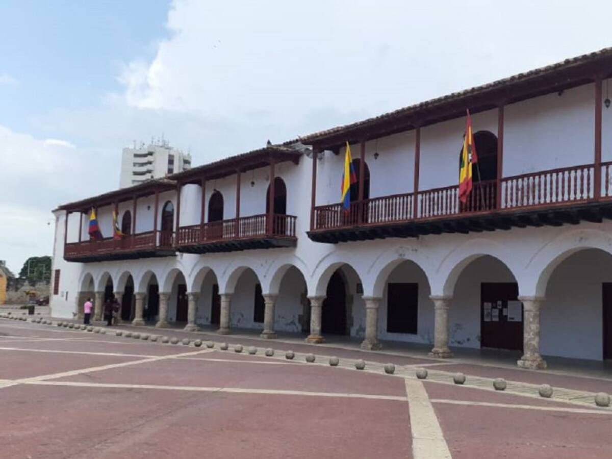 Récord de interesados en contrato de transporte de Alcaldía de Cartagena
