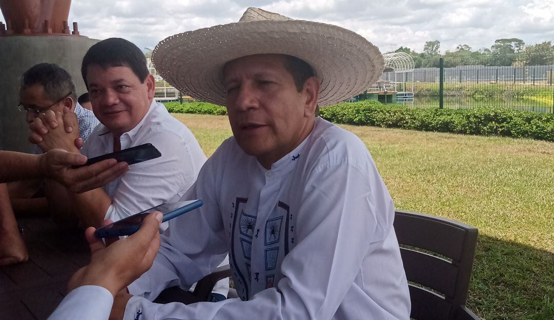 Luis Guillermo Pérez, superintendente de subsidio familiar