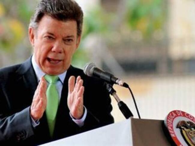 La U le dice a Santos que continúe con el proceso de paz