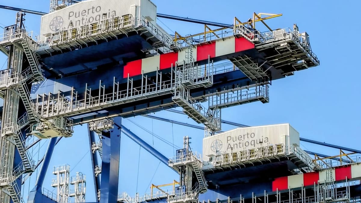 FITAC anuncia caída en los servicios informáticos de la Dian que retrasan tramites aduaneros