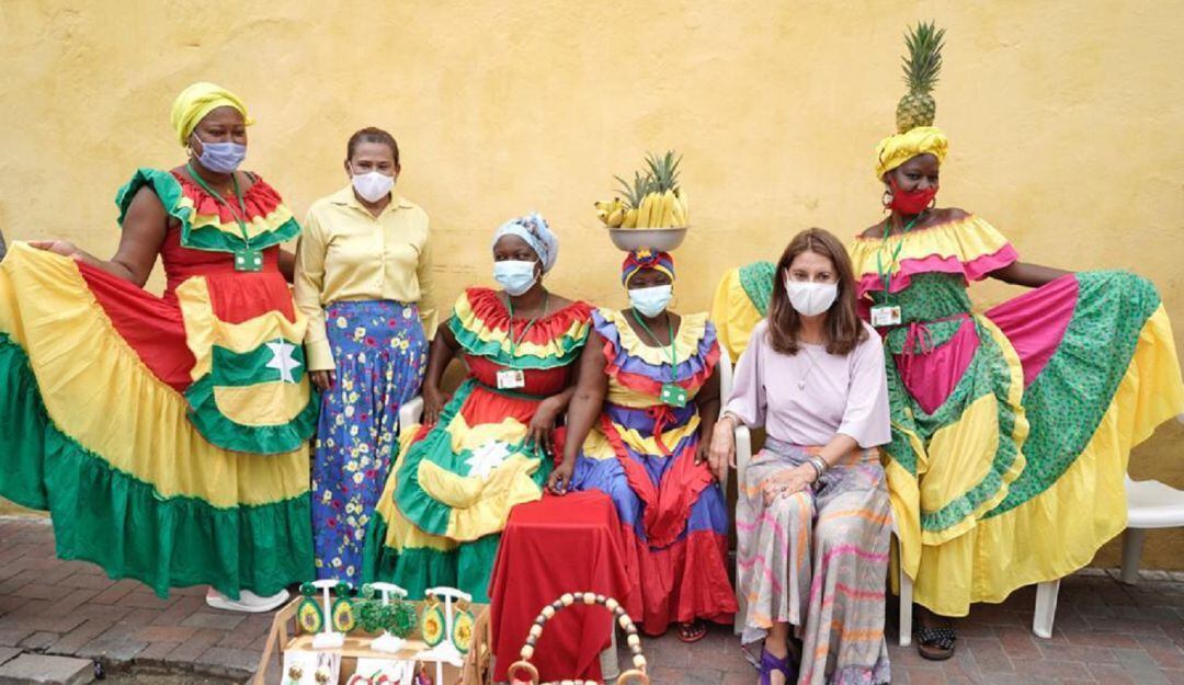 Esta iniciativa brindará acceso financiero y asesoría a las cartageneras, para que logren la sostenibilidad de sus negocios