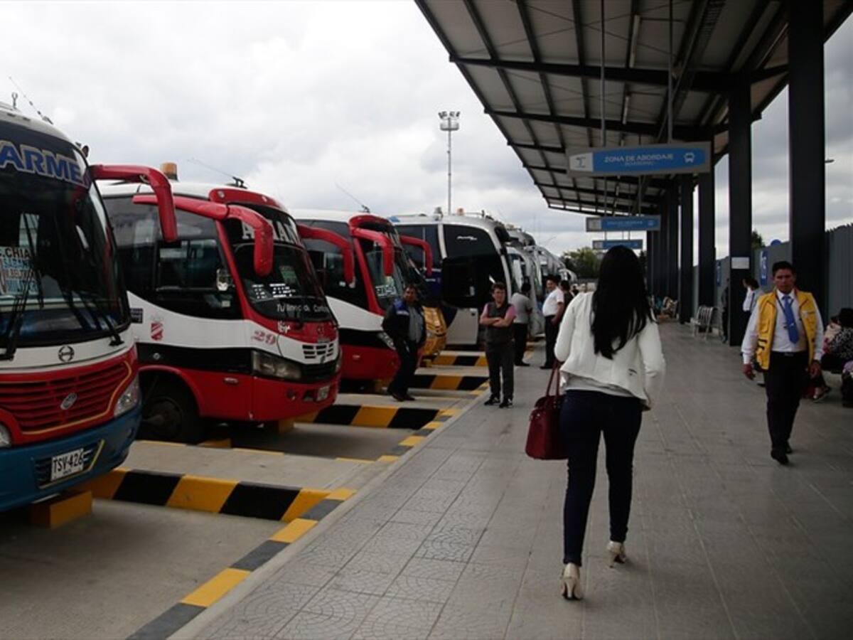 Transporte de pasajeros pide al Gobierno eliminar restricciones en la Vía al Llano