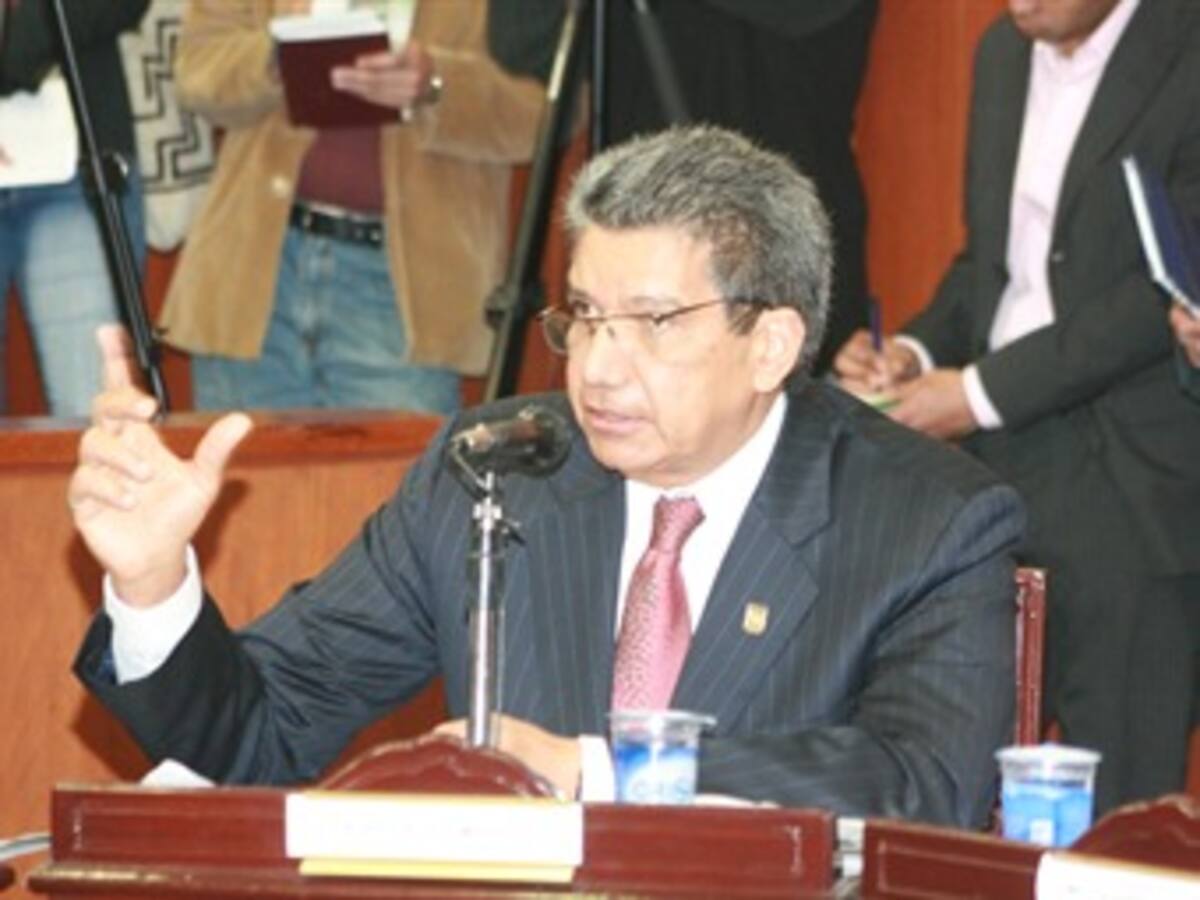 Senador ponente de reforma a la salud acepta que recibió dinero de una IPS