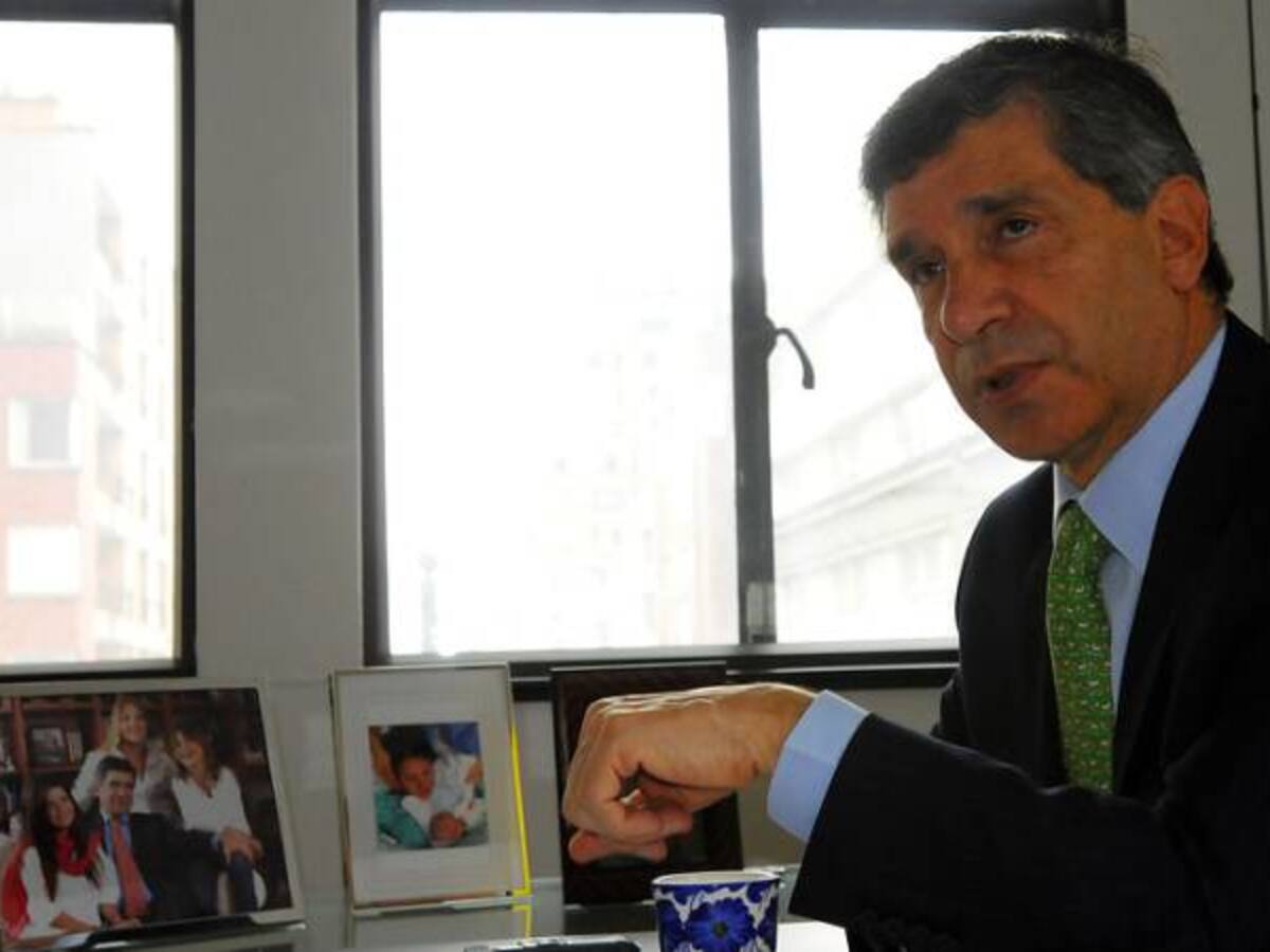 Es preocupante que narcocultivos lleguen al mismo nivel de 2007 en el gobierno Uribe: Pardo