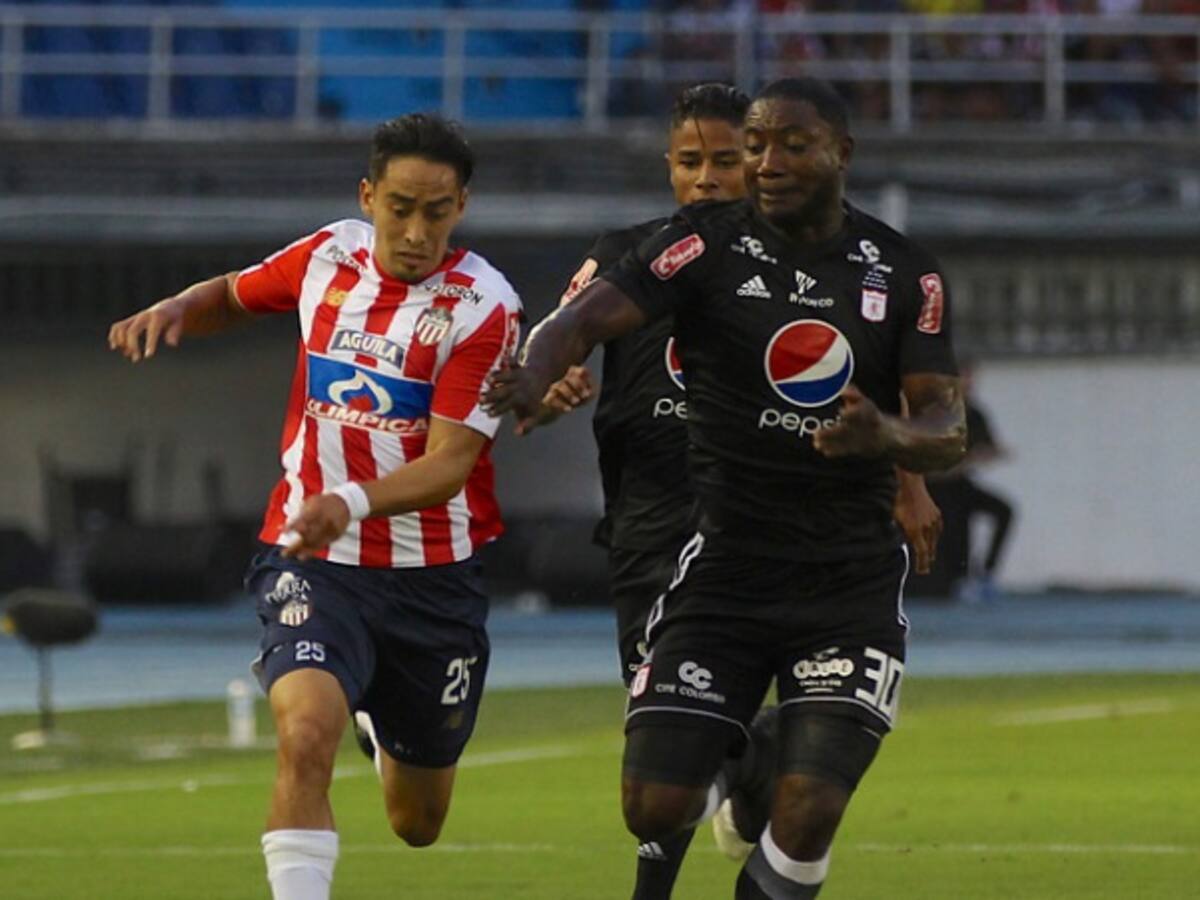 Junior no pudo con América y aplazó su clasificación