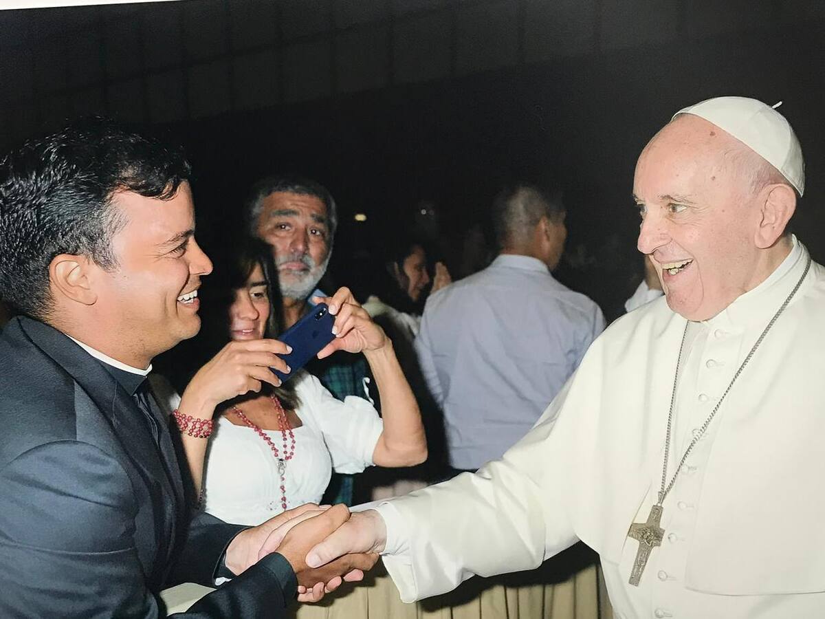 Sacerdote nortesantandereano narra su experiencia al compartir con el papa Francisco en Roma