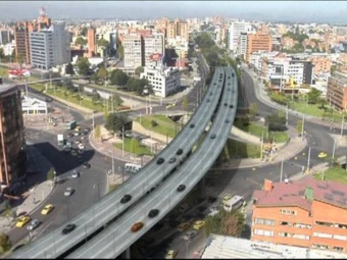 Comenzó el cierre de las calzadas centrales de la calle 100