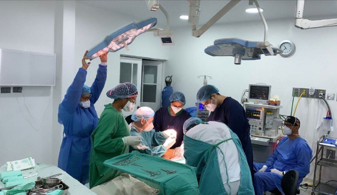 Procedimiento quirúrgico/imagen de referencia