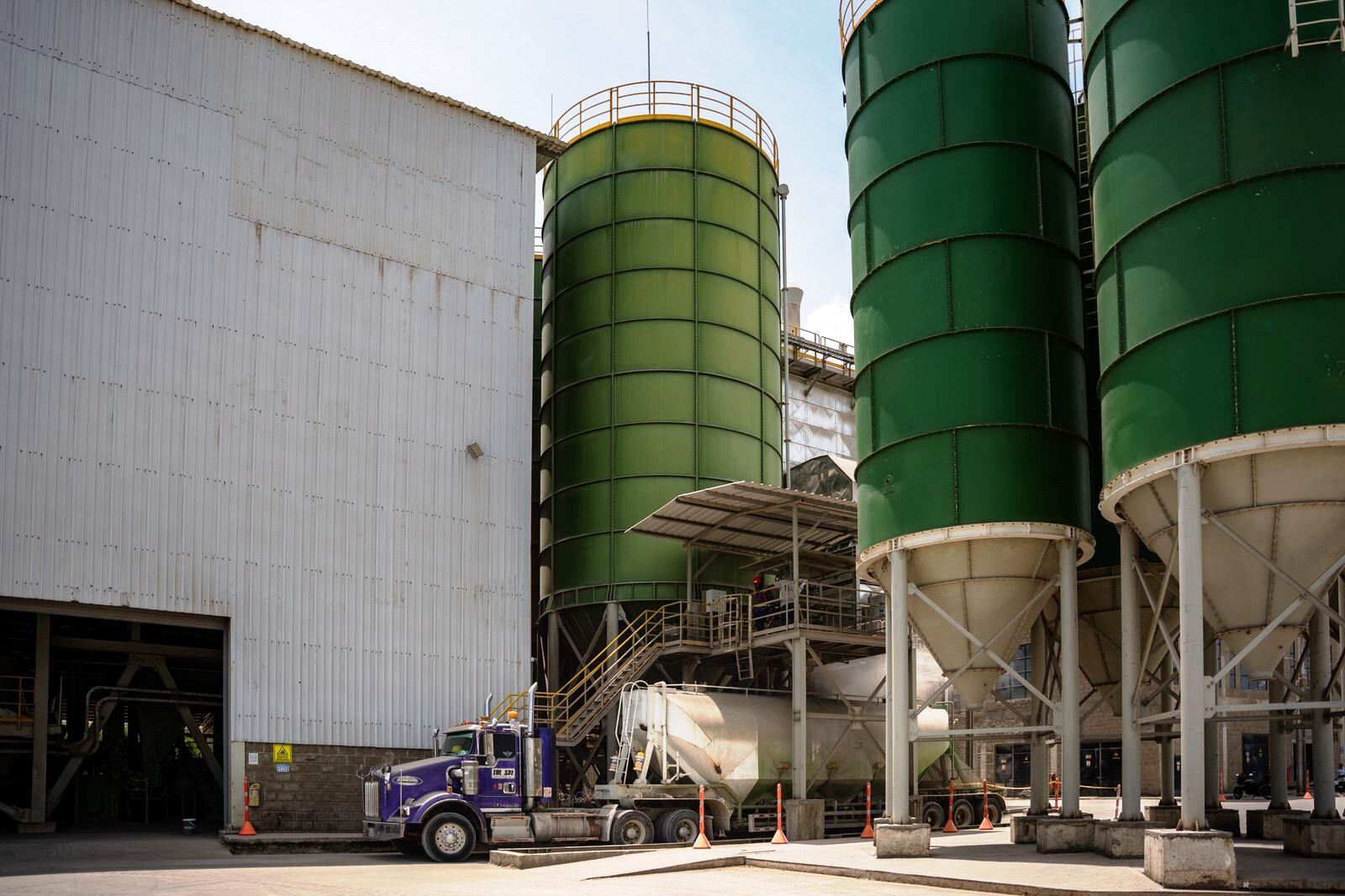 Cemento País amplía su horario de atención los sábados para brindar un mejor servicio a sus clientes