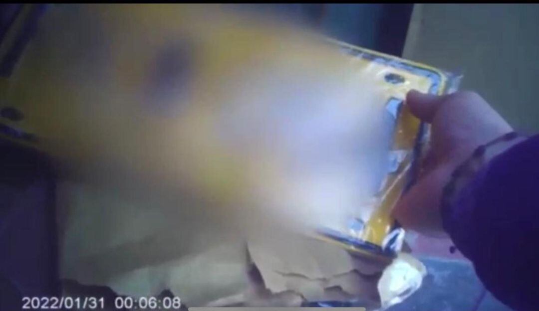 Para evadir el pico y placa en menos de 24 horas los presuntos falsificadores hacen las placas y las entregan a sus clientes.  
 