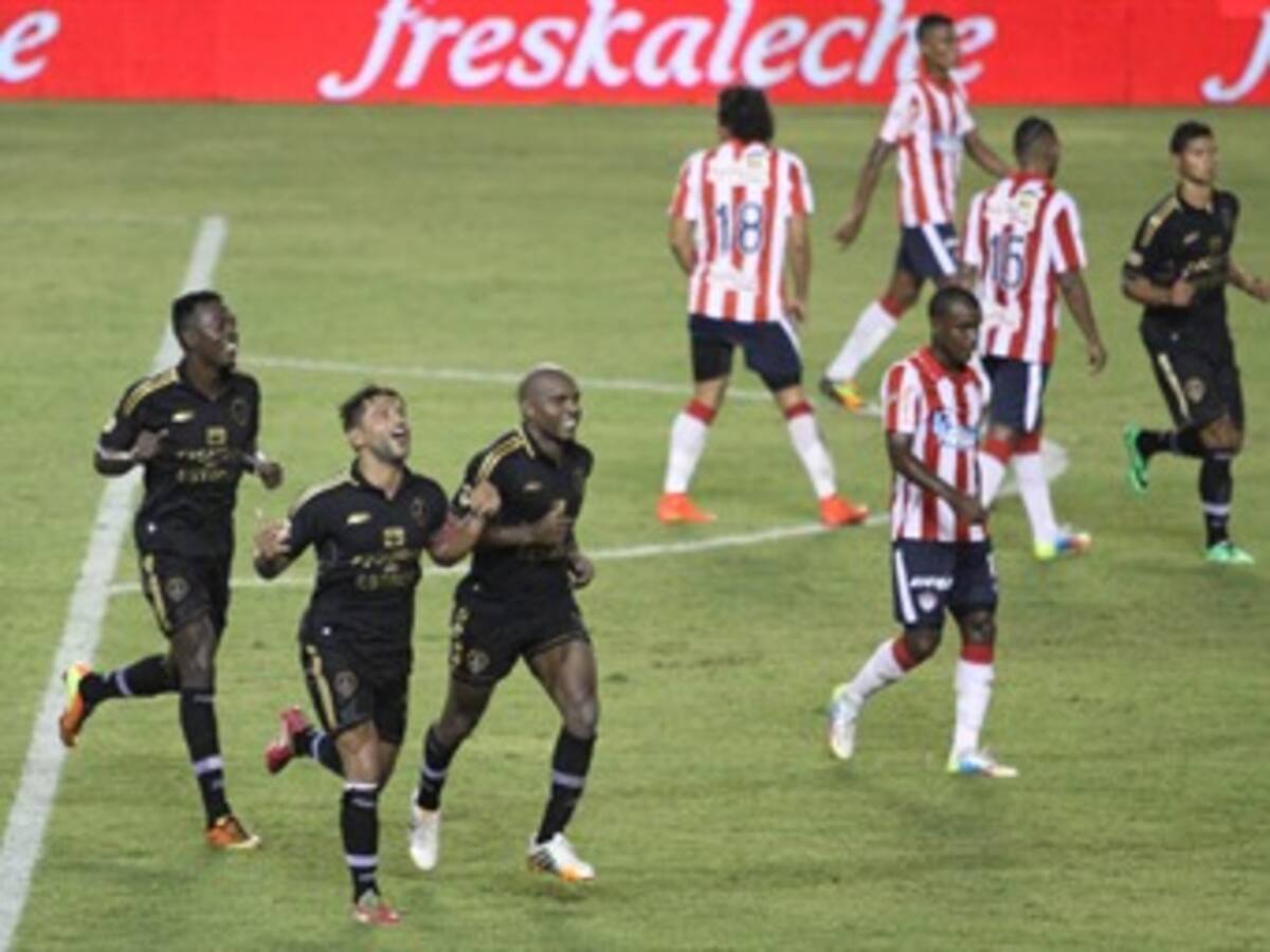 Fortaleza venció 3-1 a Junior en su visita al Metropolitano