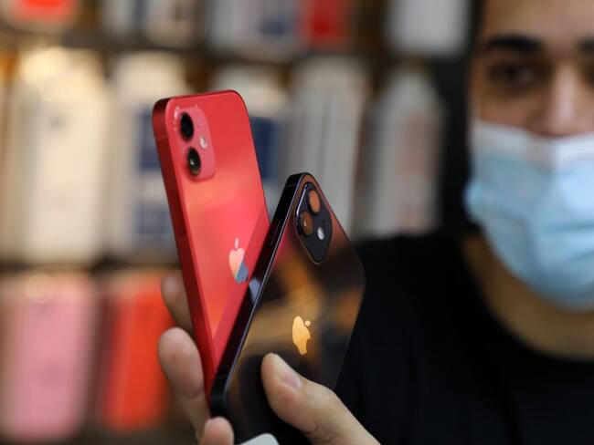 Apple lanzaría dos teléfonos plegables antes del 2022