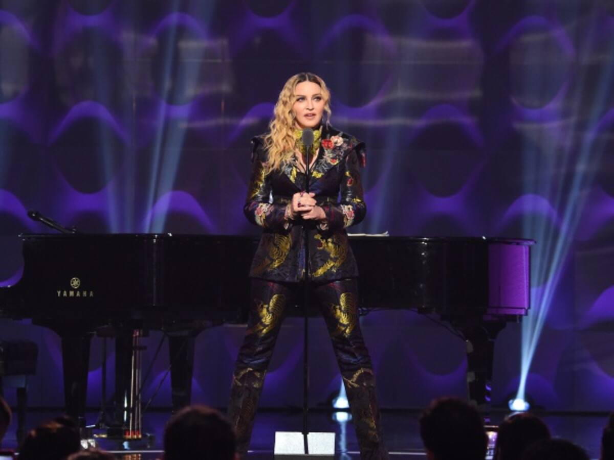 ¿Like a Virgin moderno? Madonna reaparece vestida de novia