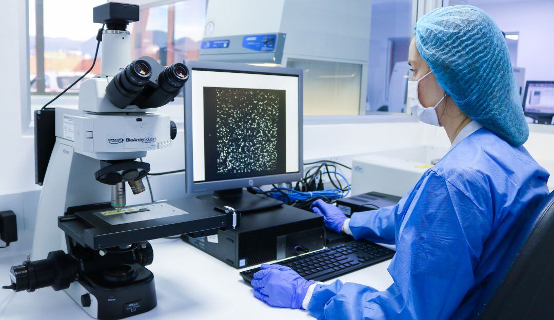 MinSalud advierte que vacunas deberían ser actualizadas por cepa británica.