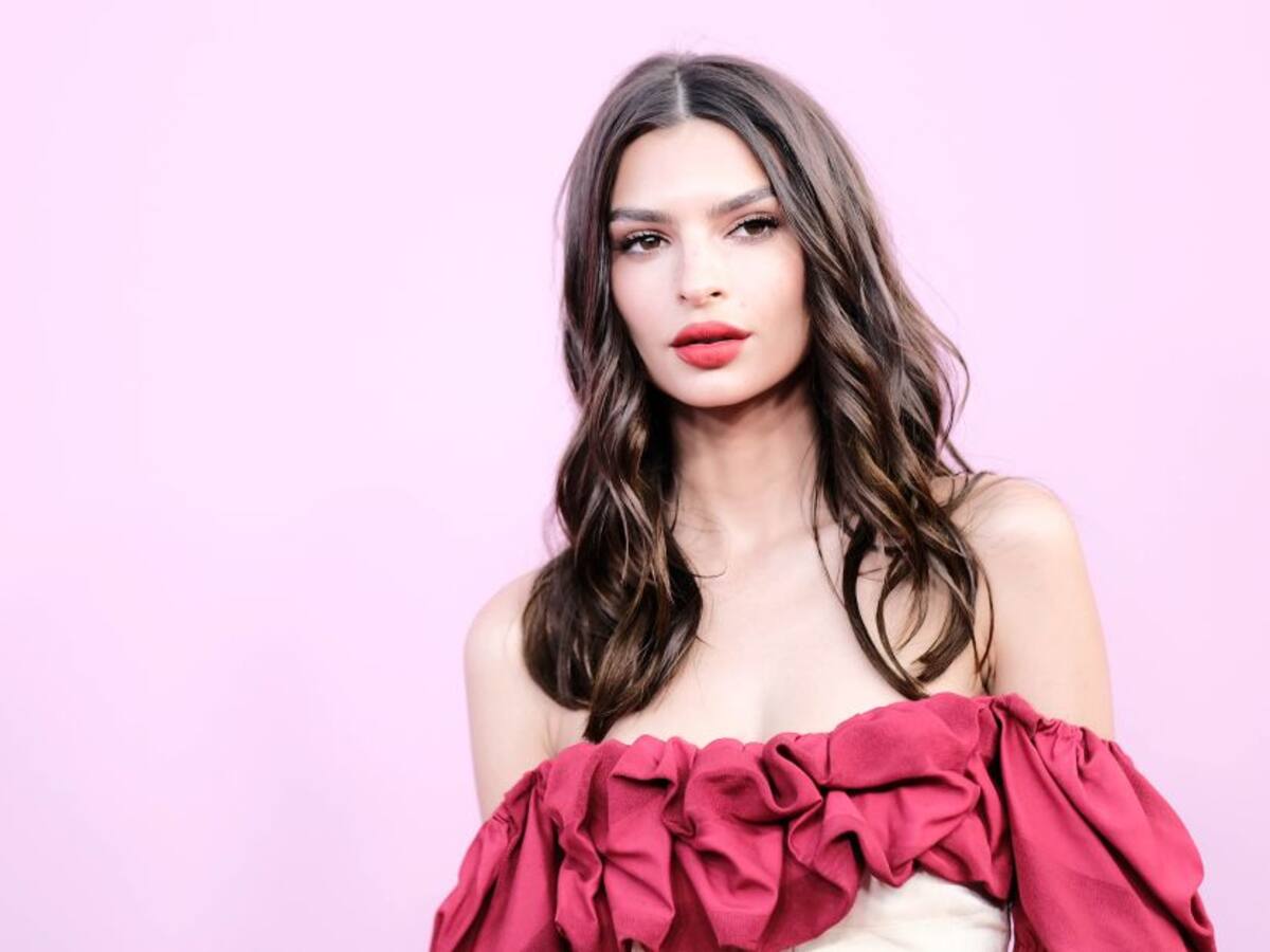 Celebramos el cumpleaños de Emily Ratajkowski con sus fotos más sexys
